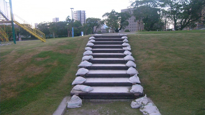 着工前（階段）