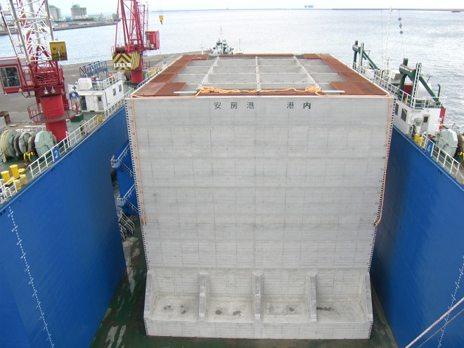 安房港改修工事（１工区）1