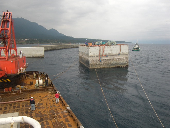 安房港改修工事（１工区）2