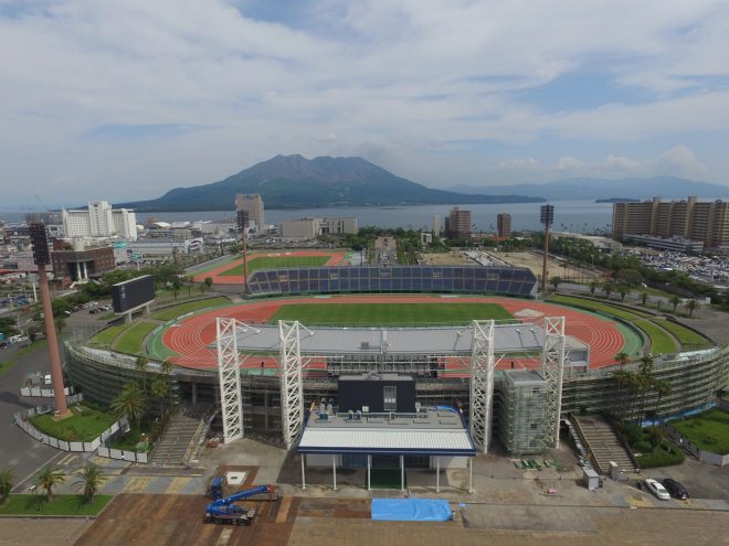 鴨池陸上競技場メインスタンド屋根改築工事 鹿児島の総合建設業 土木 港湾 建築 大正10年創業 株式会社森山 清 組